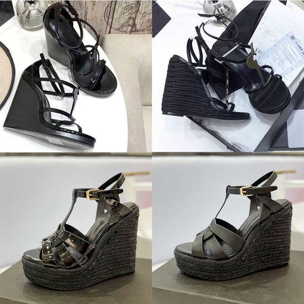 Designer Sandali Cassandra Espadrillas con zeppa da donna Pelle verniciata nera Tacchi alti da 10,5 cm Scarpe da sposa con fibbia regolabile Taglia 35-41 Con scatola NO325