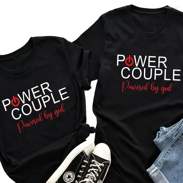Camisetas masculinas Power Couple Camisetas gráficas Powered By God Camisa Casais Cristãos Presentes Personalizados Sexy Tops L