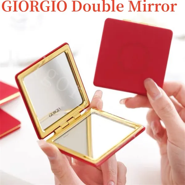 GIORGIO Specchi compatti di marca Colore rosso Doppio specchio Designer Luxury Girl Strumenti per il trucco Specchio pieghevole vintage in velluto rosso con prezzo di fabbrica di buona qualità 2023 Nuovo