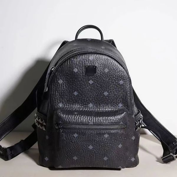 Lüks MC Sırt Çantası Çanta Tasarımcı Kadınlar Klasik Perçin Orijinal Deri Çantalar Okul Çantası Çift Moda Back Pack Kabartmalı Pochettes Omuz Debriyaj Crossbody Bags