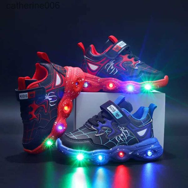 Scarpe da ginnastica Autunno Nuove scarpe luminose a LED per bambini luminose Scarpe sportive casual per bambini in pelle Spider Scarpe da ginnastica per bambini di 1-6 anniL231106