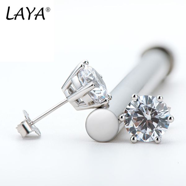 Stud Laya S925 STERLING SLATA TEMPEMENT CASAMENTO 0.5CT 1CT Brincos para mulheres boutique simples jóias modernas 230404