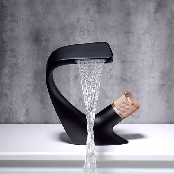 Waschbeckenarmaturen, Wasserfall, Auslauf, Wasserhahn, Badewannenfüller, Wasserhahn, Knopf, Waschtischmischer, weit verbreitetes Chrom-Finish, Kupfer für Home el 230406