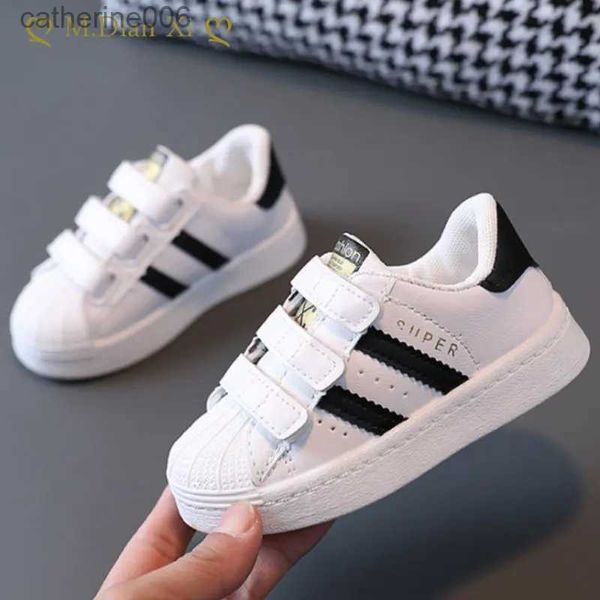 Tênis infantil design branco tênis para crianças meninas meninos malha respirável cadarço sapatos esportivos casuais crianças tênis 2-6 anos sapatos infantisl231106