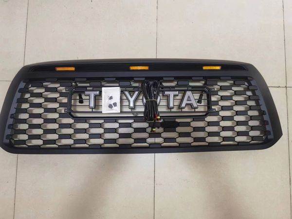 Adequado para Toyota 2009-2013 Tantu Grille Old Tantu TRD com grade de grade leve LED LED Pequena barra frontal leve