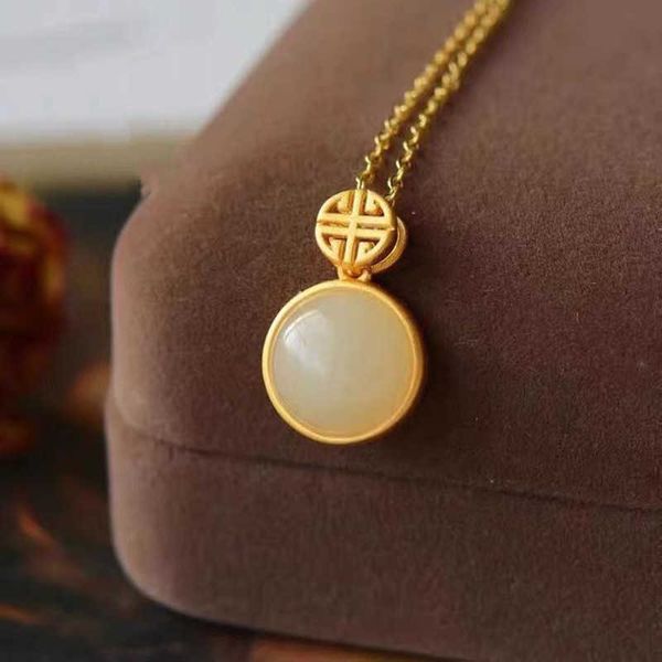 Runde weiße Jade-Halskette für weibliche natürliche Hotan-Ei-Oberfläche mit Temperament als Freundin und