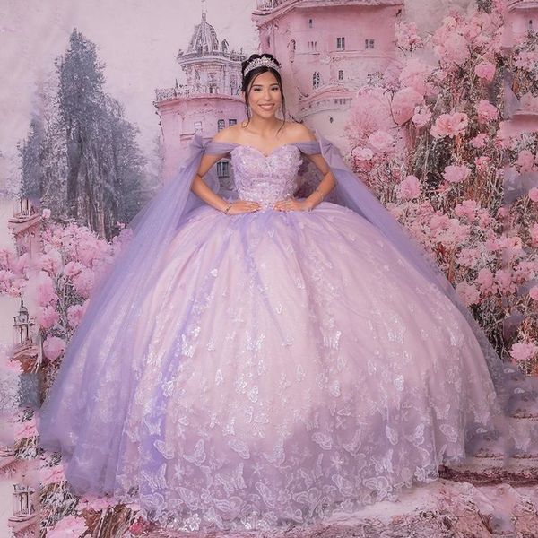 Гламурная фиолетовая возлюбленная кувшина Quinceanera платья аппликации луки с платьем на мысе мяч менинас де 15 Анос