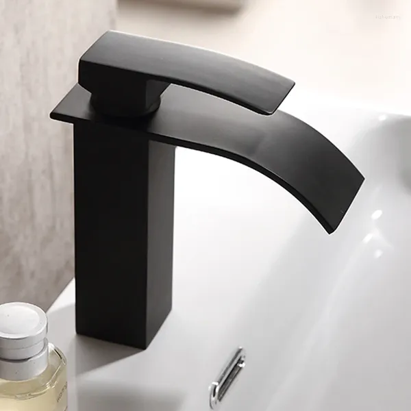 Rubinetti per lavandino del bagno Rubinetto per lavabo a cascata in acciaio inossidabile con uscita acqua bassa e sottile Lavabo per lavabo Rubinetto nero quadrato e freddo