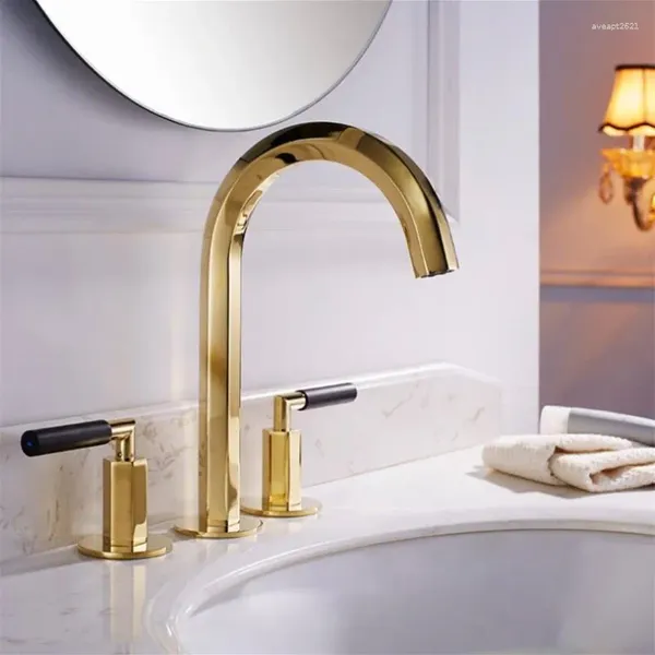 Rubinetti per lavandino del bagno Rubinetto per lavabo in oro di lusso Stile europeo Tre fori Design moderno Miscelatore diffuso da 8'