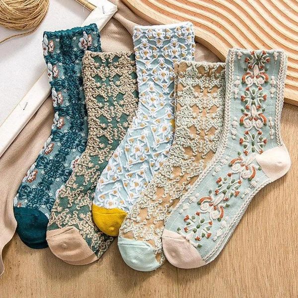 Frauen Socken 1 Paar Vintage Harajuku Retro Stickerei Frühling Frau Japanische Kawaii Nette Ethnische Lolita Spitze Blume Crew Mode