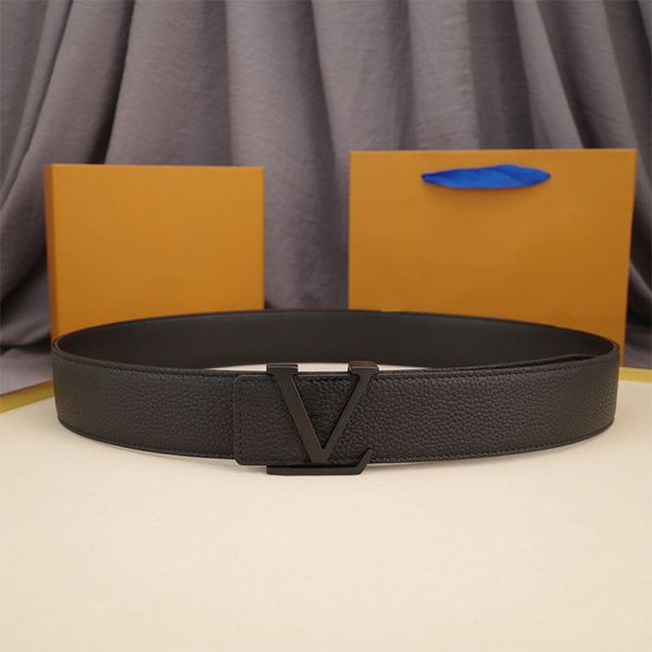 Cintura di lusso di design per uomo donna Cintura in oro grande con fibbia nera Cintura in vera pelle Cintura classica Larghezza 3,8 cm Con scatola