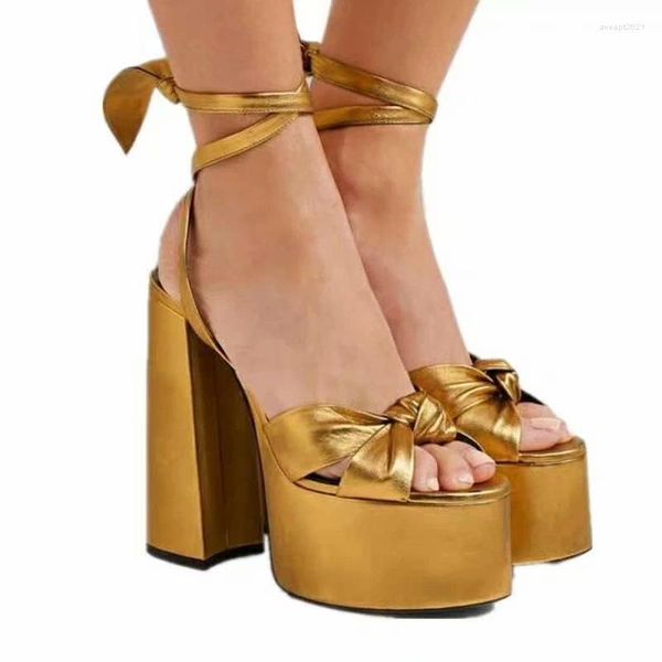 Sandals Sexy Peep Toe Platform Sandal Lace Up 14 cm Sapatos de salto de altura Mulher Summer Gold Bowknot Chunky