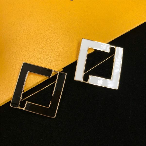 Luxus Designer Männer Frauen 8 Stile Broschen Gold Versilbert Geometrische Diamanten Strass Emaille Brosche Damen Geschenk Schmuck