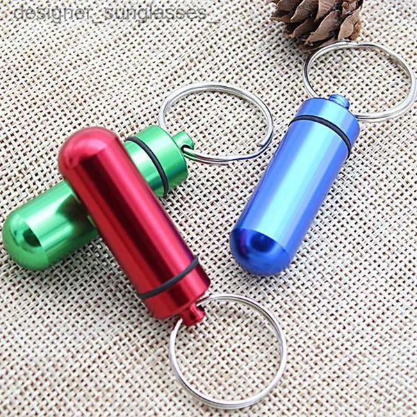 Chaveiros Lanyards Metal Original Mini Pequeno Pillbox Keychain para Medicamentos Bolso Farmácia Pill Box Impermeável Portátil Travel ContainerL231107