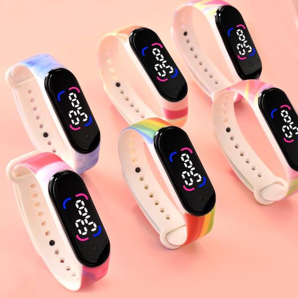Armbanduhren Led Uhr Für Frauen Elektronische Uhr Wasserdicht Mode Design Kinder Armbanduhr Leuchtende Anzeige Geschenk Mädchen Mehrfarbig
