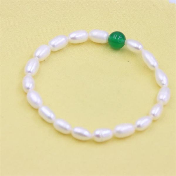 Bracelets de link Cadeia moderna Adorável arroz comprido Brecelets de brecha de pérolas brancas jóias de corda elástica para mulheres vintage elegantes minimalistas