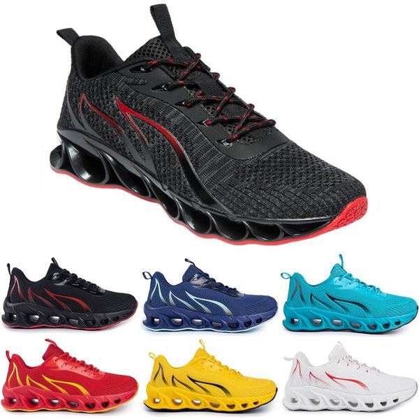 2023 Tasarımcı Moda 005 Erkek Kadınlar Koşu Ayakkabı Lüks Açık Saborlar Klasik Sıradan Ayakkabı Üçlü Beyaz Siyah Yürüyüş Merkez Eğitimleri Spor Spor ayakkabıları