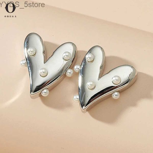 Stud Obega Design Simples Cor Prata Pérola Coração Brincos Para Mulheres Nova Marca Moda Ear Cuff Piercing Dangle Brinco Presente YQ231107