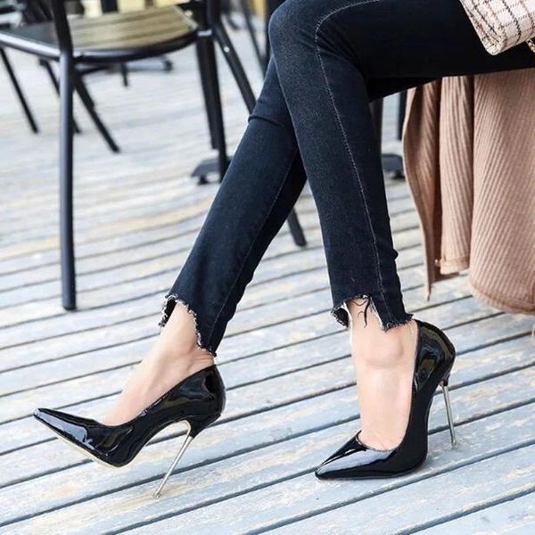 Elbise Ayakkabı 13cm Metal Stiletto Yüksek Topuklu Pompa Siyah Kırmızı Patent Deri Saç Pildo To Toe T Show Slip Slig