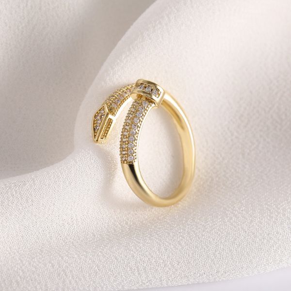 Fedi nuziali Corea Colore oro Cz Aperto Semplice Micro Pavimenta Zircone Anello geometrico regolabile Elegante gioielli da donna per lavoro quotidiano 230407