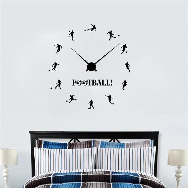 Adesivi murali Orologio da calcio Ragazze Ragazzi Ornamento per camera da letto per bambini Cartoni animati Calcio Sport Decalcomanie Decorazione domestica