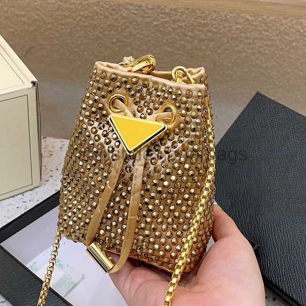 Umhängetaschen Taschen Designer-Tasche Vollbohrer Totes Bucket Gold Soulder Umhängetasche Mini-Geldbörse Klassische Geldbörse Luxurys Cainsstylishdesignerbags