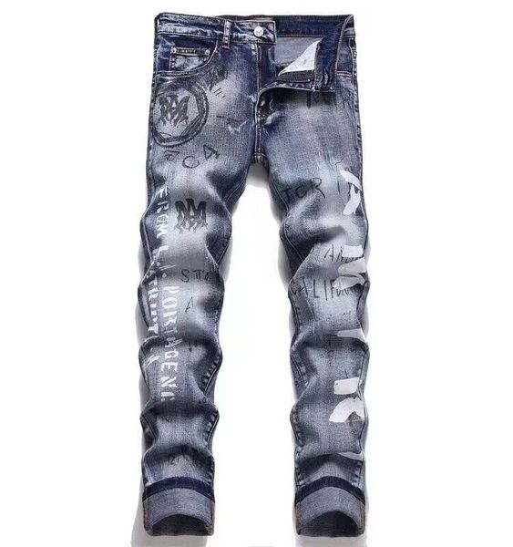 Din Galler Dept Erkekler Kot pantolon Avrupa Jean Kırık Hombre Mektup Yıldız Erkekleri Patchwork Trend Marka Motosiklet Pantolon Erkek Sıska 831720604