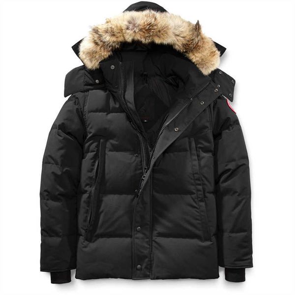 Piumino da uomo di alta qualità Cappotto d'oca Cappotto di vera pelliccia di lupo canadese Wyndham Cappotto Abbigliamento Stile di moda Capispalla invernale Parka Ubbw