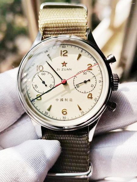 Avanadores de pulso 1963 Assista Men Sapphire Sapphire Militar Flight Cronograph Retro Personalidade Relógio de Relógio de Timing de 5 pinos