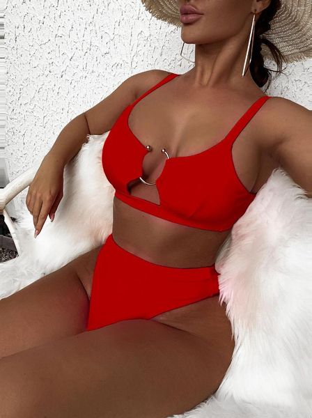 Biquíni de banho feminina 2023 Sexy Push Up Red High Cídhar Metal Hoop Hollow Swimsuit Mulheres Bikinis