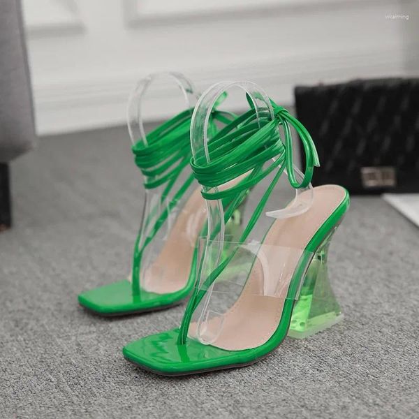 Kleid Schuhe Sommer Damen High-Heeled Sandalen Modische Tanga-Zehen-Riemen Transparenter geformter Absatz