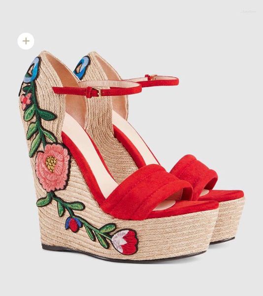 Sandalen Damen Sommer Bestickte Plateauschuhe Flock High Heels Blume Applikation Supper Heel Wedge Elegant