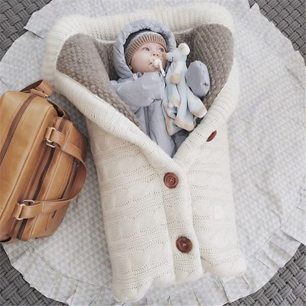 Schlafsäcke Unisex Baby Wickeldecke Weiche dicke Wolle gestrickt Kleinkind Mädchen Babywagen Verpackung Babyzubehör Suchtasche 230407