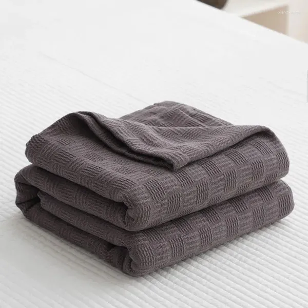 Cobertores verão fino algodão gaze toalha colcha cobertor vintage sólido colorido macio de malha para sofás camas dormindo capas multi tamanhos
