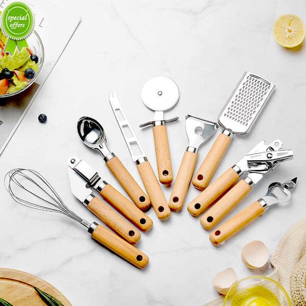 Nuovo set di gadget da cucina in acciaio inossidabile da 9 pezzi con manico in legno Utensili da cucina Pelapatate Apriscatole Frusta Pressa per aglio