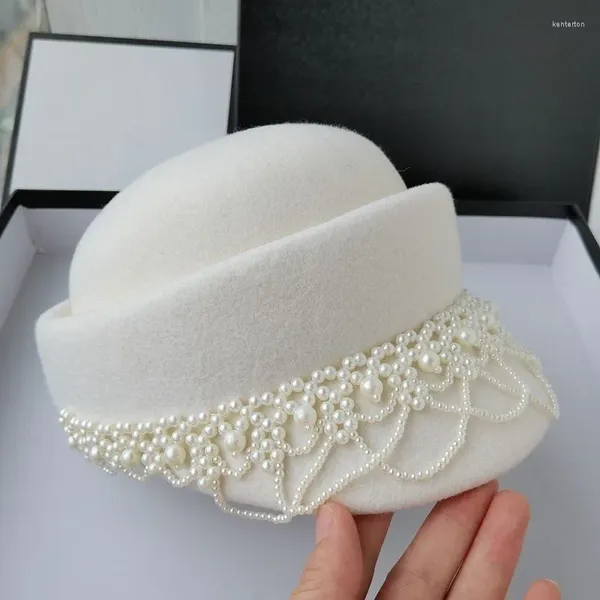 Beralar 202308-Dudu-ily Chic Drop Tasarımcı İnci Tassel Yün Külük Grace Lady Bere Şapka Kadın Eğlence Ressam