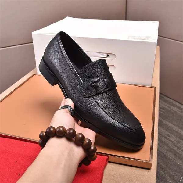 F6/4Model Men Sapatos da marca Luxury Braid Bangers Couro Drivante casual Sapatos Oxfords Men mocassins Moccasins Designer Sapatos italianos para homens