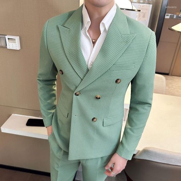 Abiti da uomo Waffle Inghilterra Bottone doppio petto coreano Elegante per uomo Blazer da uomo stile britannico Bianco elegante verde Set da 2 pezzi