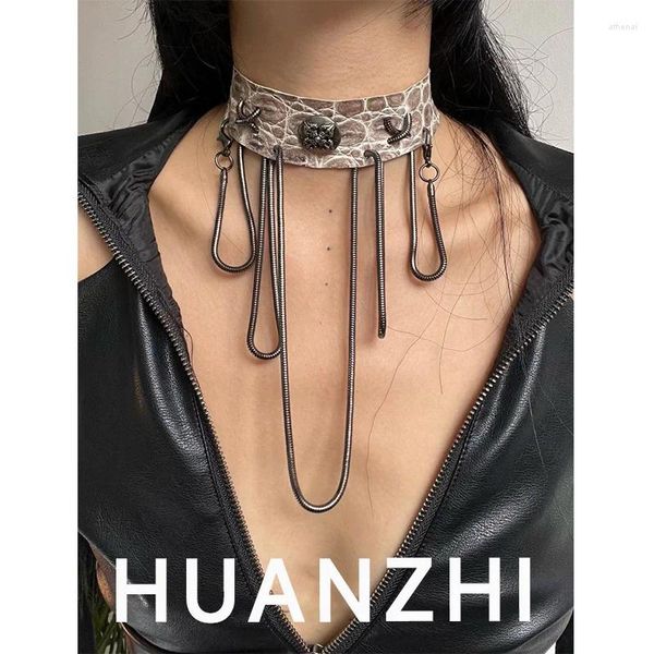 Gargantilha Huanzhi vintage punk falso colar de couro multicamadas longa corrente de metal borla personalizado jóias exageradas para mulher