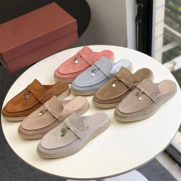 Neueste Designer-Hausschuhe Hochwertige Kaschmir-Herrensandalen Damenschuhe Klassische Schnalle mit runden Zehen Flacher Absatz Freizeitkomfort Vier-Jahreszeiten-Damen-Loafer mit Box