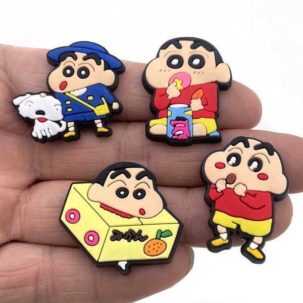 Crayon Shin-Chan Cartoon Cartoon Pvc Buse Buckle Новинка милые DIY Slippers очаровывает аксессуары Croc Jibz декора