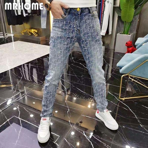 Luxury Full Rhinestone Mens jeans Fashion Eavy Process pantaloni a matita stretta per tutta la stagione Trend Tende di alta qualità Pantaloni in denim 28-38 FN25