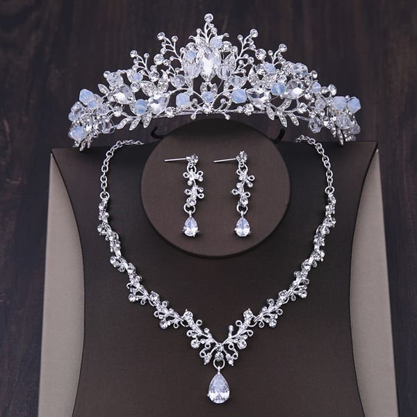 Outros jóias conjuntos de casamentos de cristal de luxo Coroa de casamento Tiara Cara Brincos de Cara de Brincos Africanos de Bridal Dubai Conjunto 230407