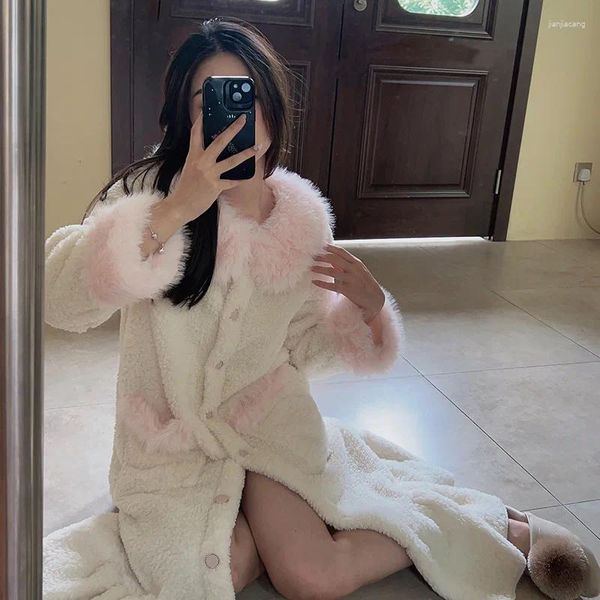 Kadın Placesmes Coral Polar Nightgown Kadın Kış Flaneli Plus Velvet Sıcaklık Prenses Uzun Tatlı Batrobe Bahar Sonbahar Pijamaları