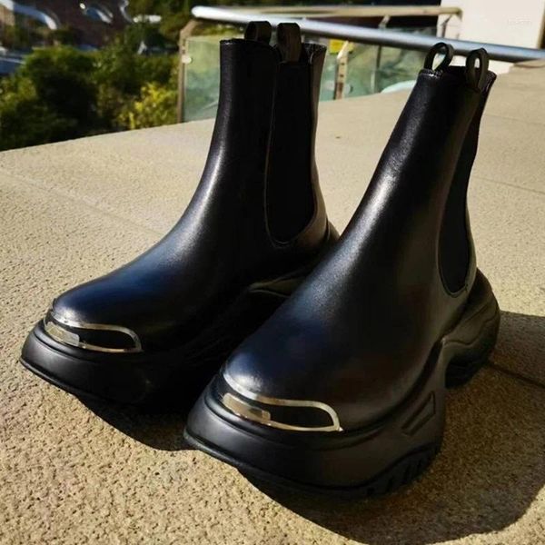 Botas de couro genuíno decoração de metal homens sapatos pretos inverno deslizamento na plataforma de alta qualidade casual plus size 46