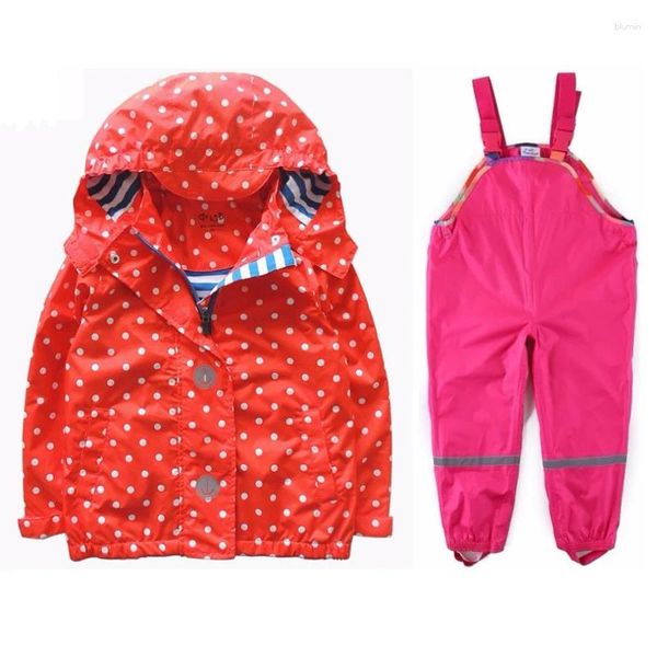 Комплекты одежды весенние и осенние модели для девочек Европа США Ветер Красная волна Point Водонепроницаемая куртка с длинными рукавами и капюшоном