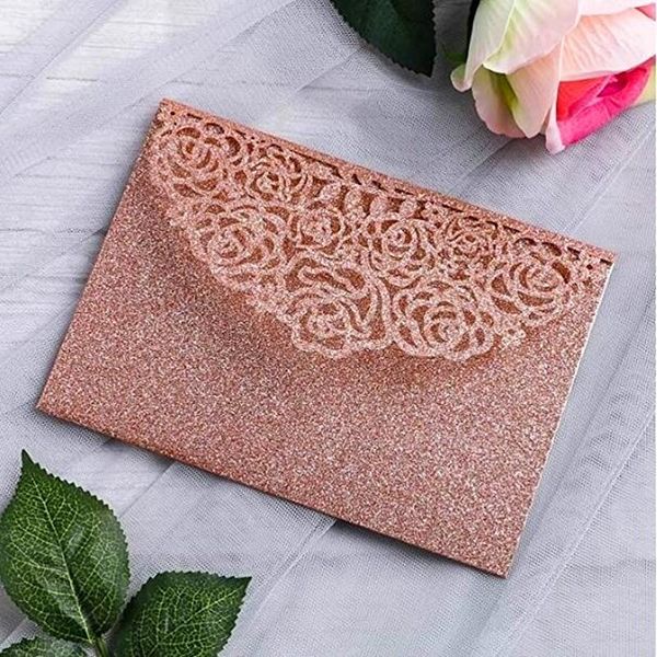 Biglietti d'auguri 50 pezzi Inviti di nozze in oro glitter di lusso Busta trasparente Inserti personalizzati Invito tascabile per feste con taglio laser a rosa