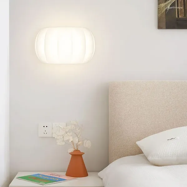 Lampade da parete Lampada nordica in acrilico zucca Lampada semplice per bambini Camera da letto a luce bianca Decorazione per letto Sconce a LED