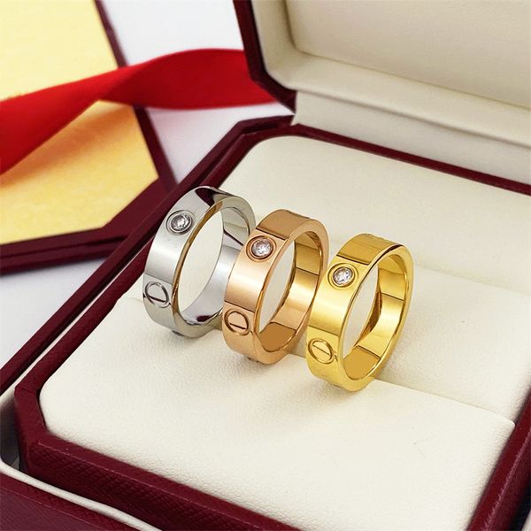 Designer 4mm 5mm 6mm Acciaio al titanio Sier Love Ring Uomini e donne Gioielli in oro rosa per gli amanti Anelli di coppia regalo