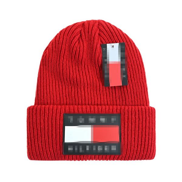 New Fashion beanie Uomo Donna cappelli firmati di alta qualità Classico berretto con teschio lavorato a maglia Distintivo ricamato sport all'aria aperta cappello di lana donna berretti casual H-3